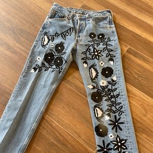 Levi jeans with embroidered legs